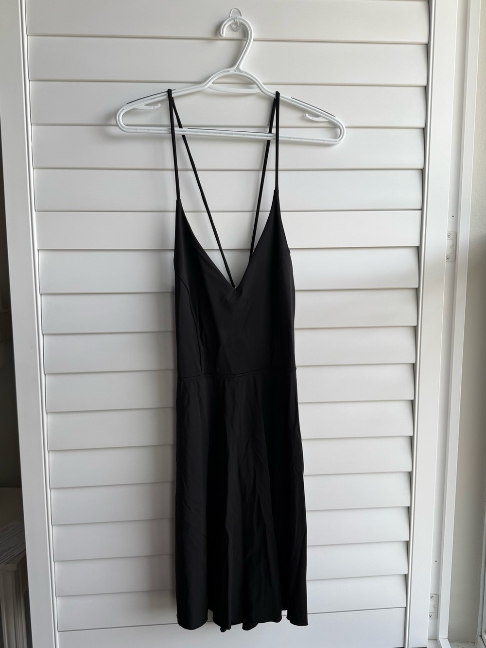 HALARA Black Double-Strap V-Neck Dress | NWT Size L